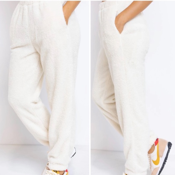 Fireside Fuzzy Fluffy Jogger - Picture 7 of 8